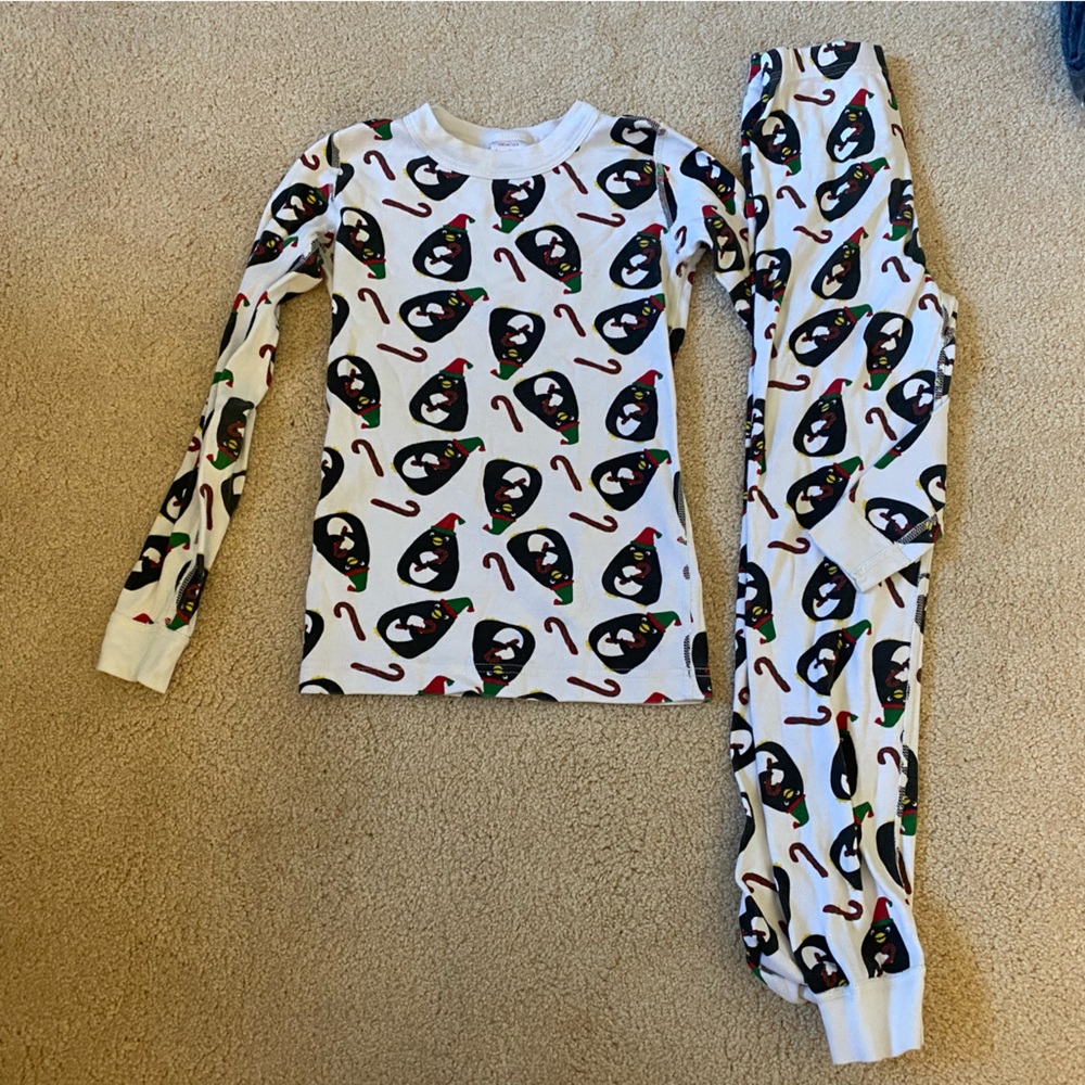 Hanna Andersson Penguin Christmas Pajamas 130(8)